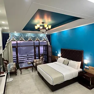  Guest house Nest , Pure Vegetarian